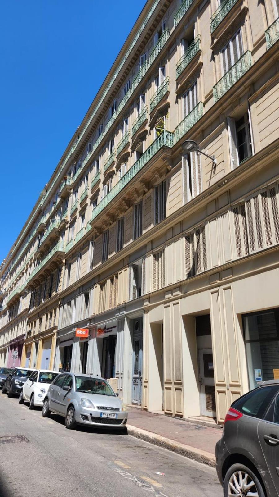 Charmant Appart Studio 30M2 Avec Terrasse 10M2 Vieux Port - Panier - Host Elite Марсилия Екстериор снимка