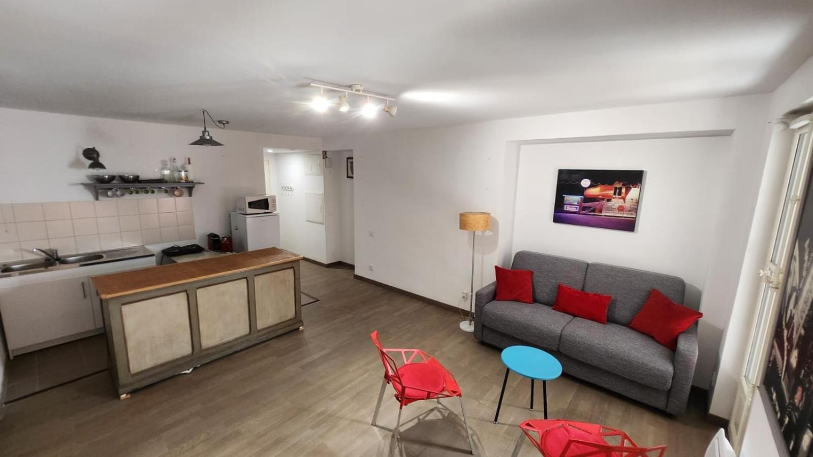 Charmant Appart Studio 30M2 Avec Terrasse 10M2 Vieux Port - Panier - Host Elite Марсилия Екстериор снимка